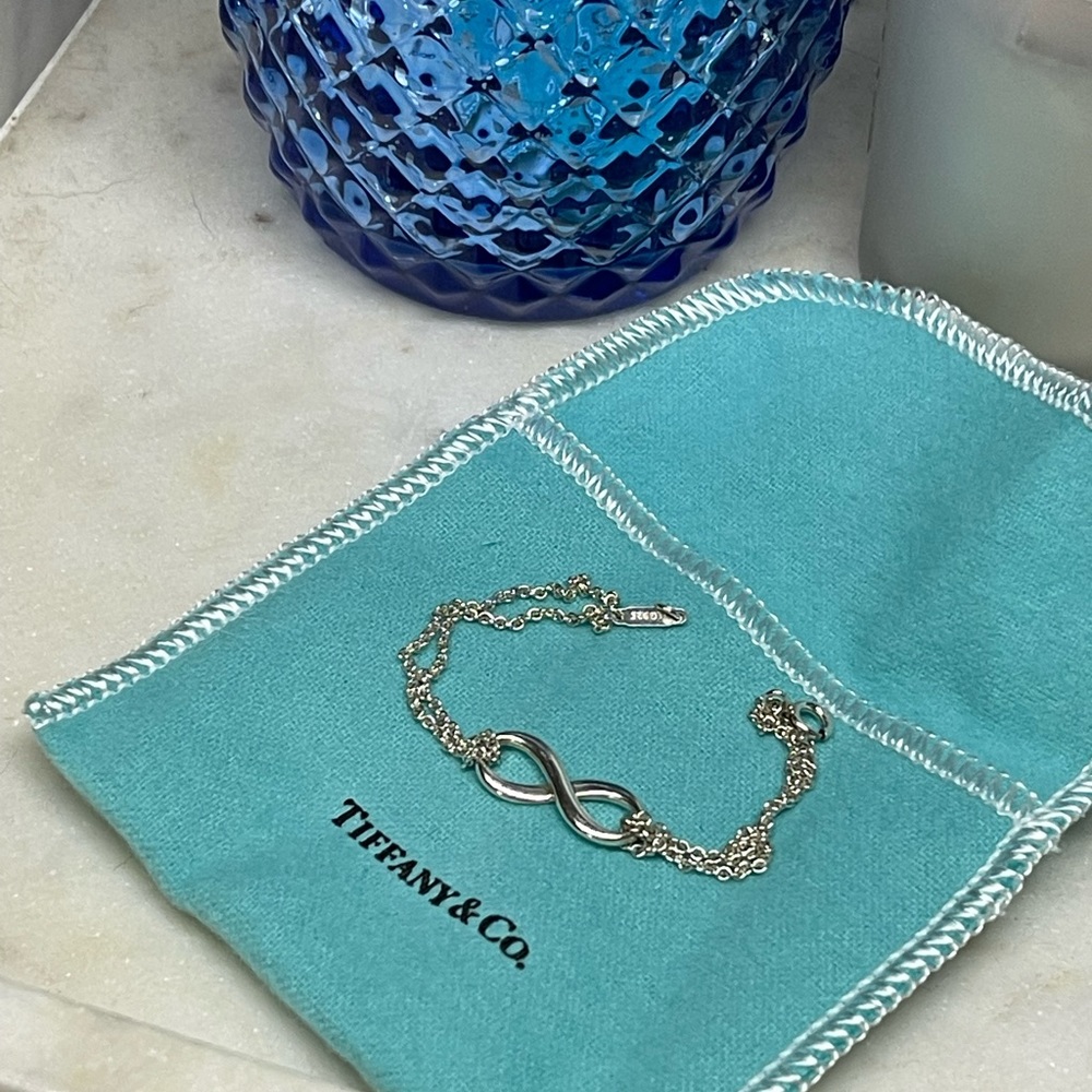 NWOT Authentic Infinity Bracelet